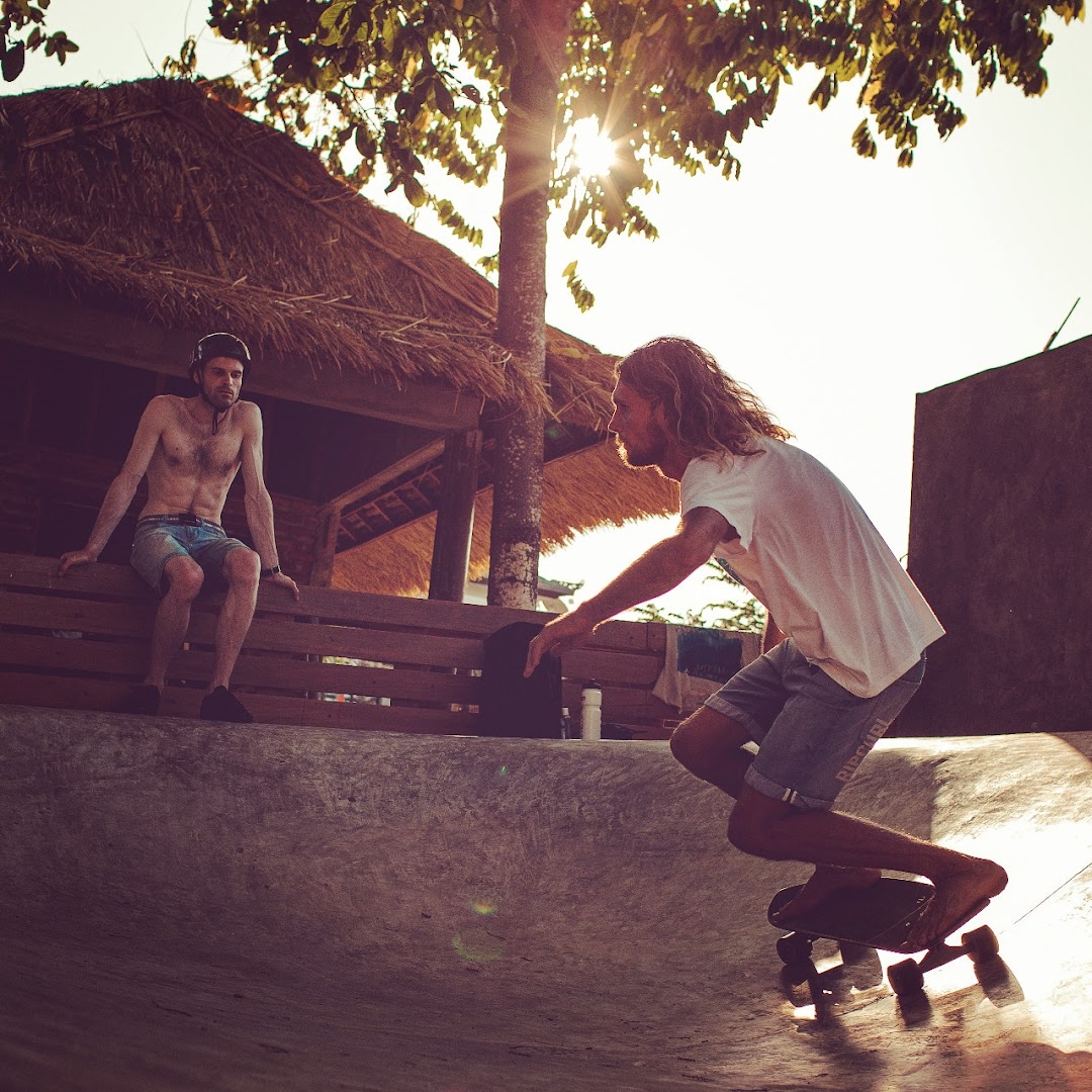 Colive me Coliving & Coworking, Skate pool and surf school Bali photo