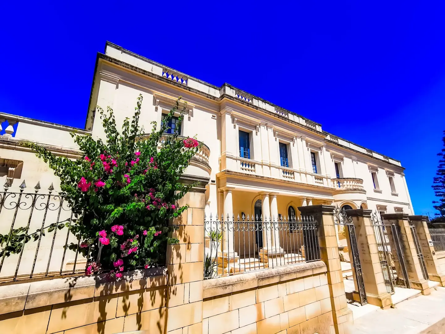 EVOLVE Coliving Coworking Malta  WF6G+QM San Ġwann