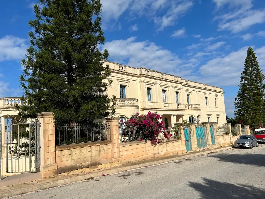 EVOLVE Coliving Coworking Malta  WF6G+QM San Ġwann photo