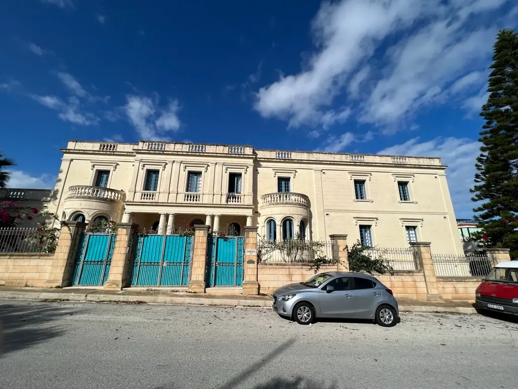 EVOLVE Coliving Coworking Malta  WF6G+QM San Ġwann photo