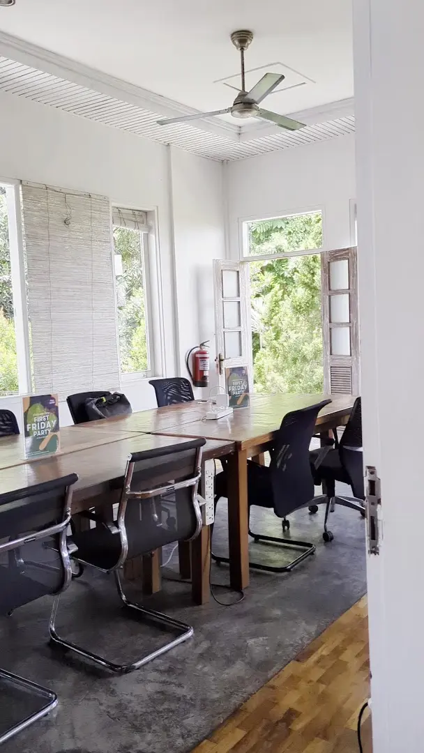 Outpost Ubud Coworking photo