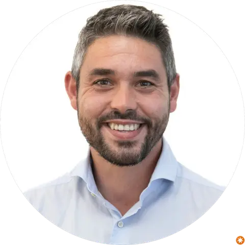 Sebastián Lora