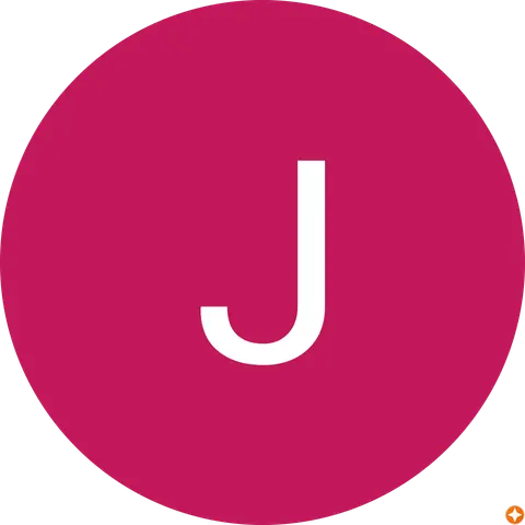 Julia S.