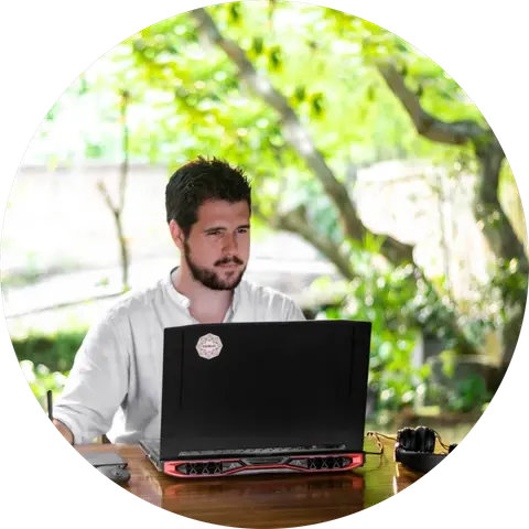 Borja Santurino