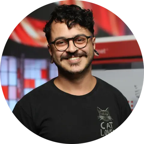 Thiago Alvarenga (Thi Alvarenga)