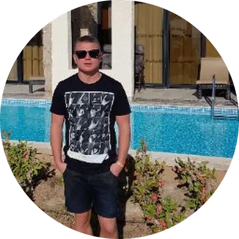 Николай Комиссаров