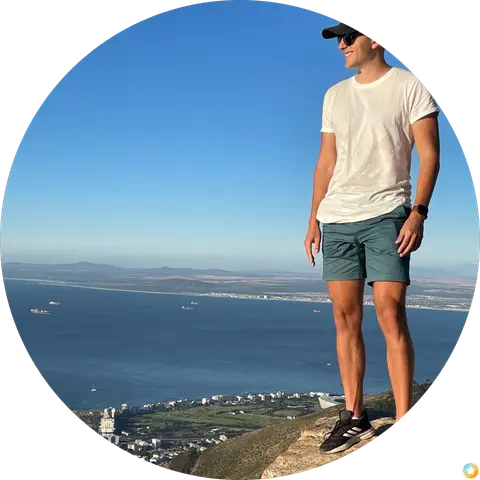 Oliver Naaris