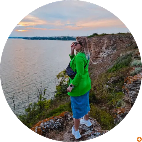 Анна Присяжная