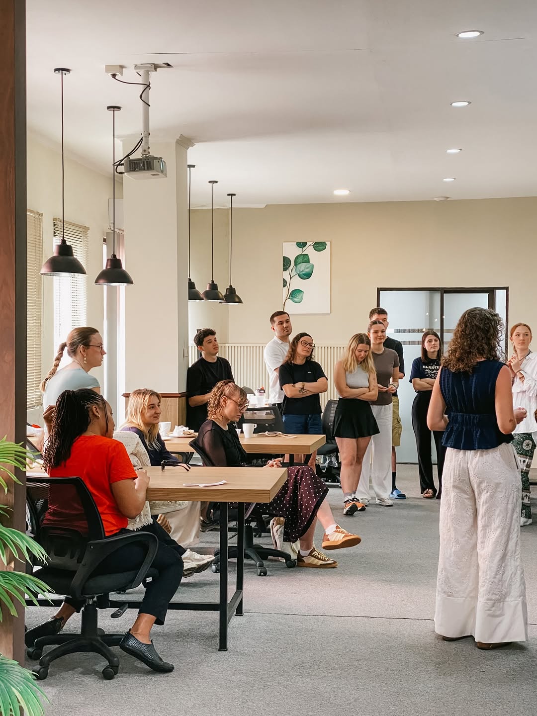 Great ideas grow in great communities.
Meet, connect, and collaborate at Biliq Seminyak.

#CoworkingCommunity
#Networkin