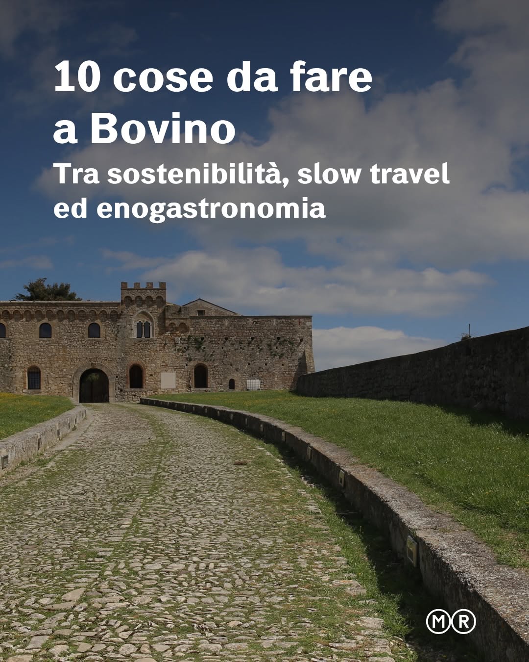Un mese fa siamo stati invitati da @casanetural a vivere il borgo green di #Bovino per un progetto di formazione e story