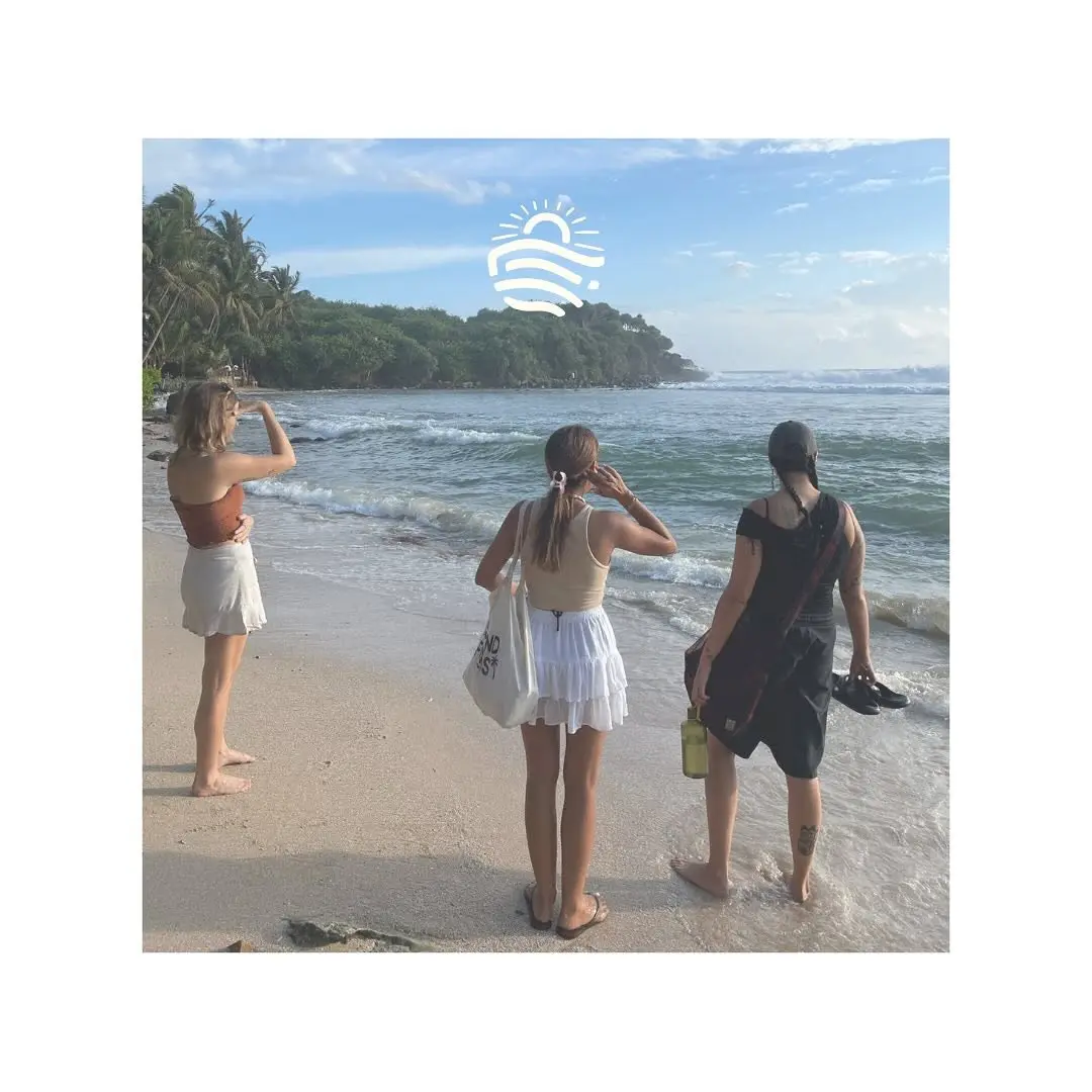 There’s something magical about the soft rhythm of waves at Hiriketiya Beach. Walking barefoot on the sand, feeling the 