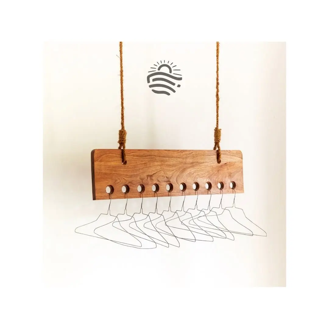 WOOD THAT'S GOOD, MAKING SPACES FEEL UNDERSTOOD

At CLICS, we cherish the beauty of natural materials like wood.  Wood a