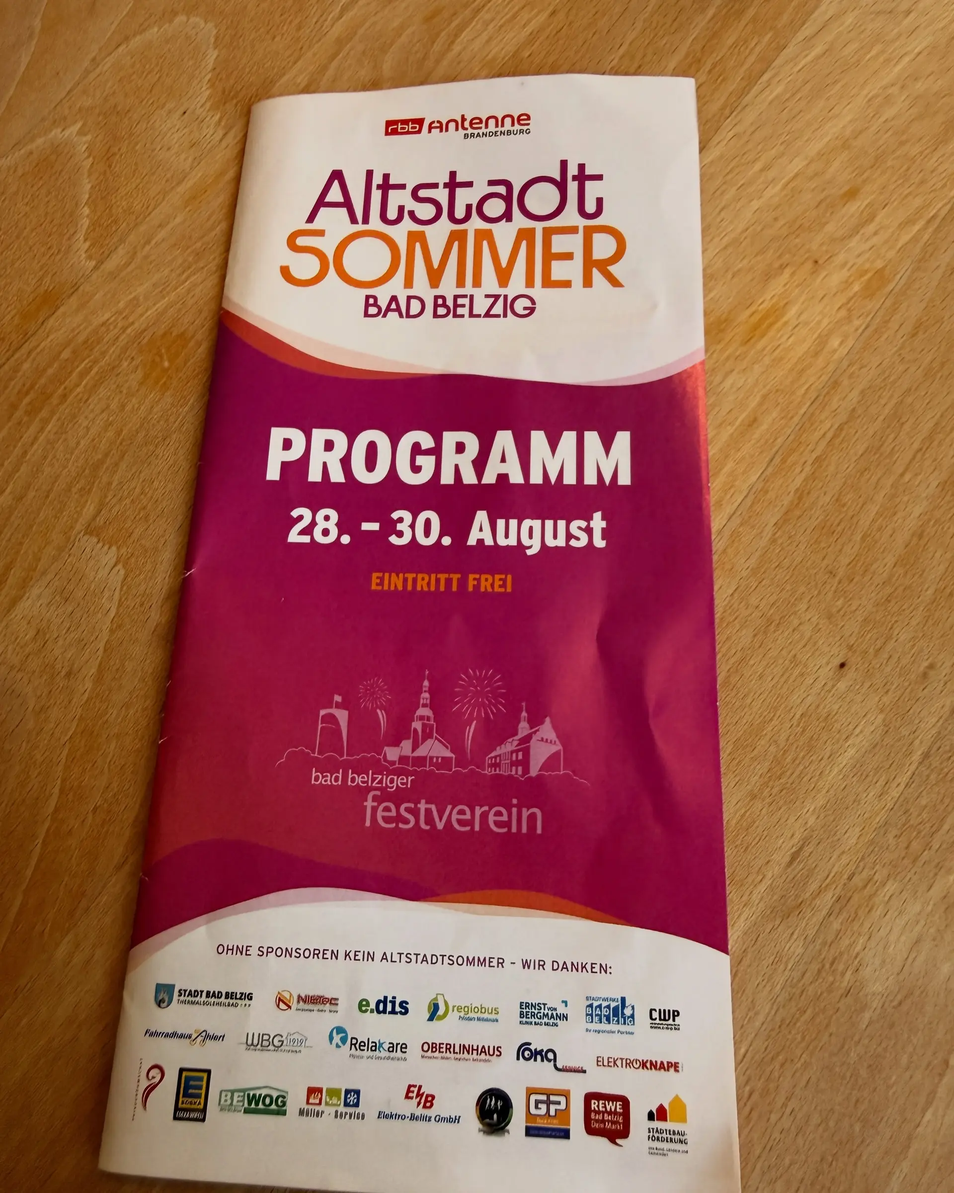 🛟 THE HOFF – BAD BELZIG LOOKING FOR FREEDOM 🕺🏖️

Am 29. & 30. August wird der Hof in der Wiesenburger Str. 21 zum Innova