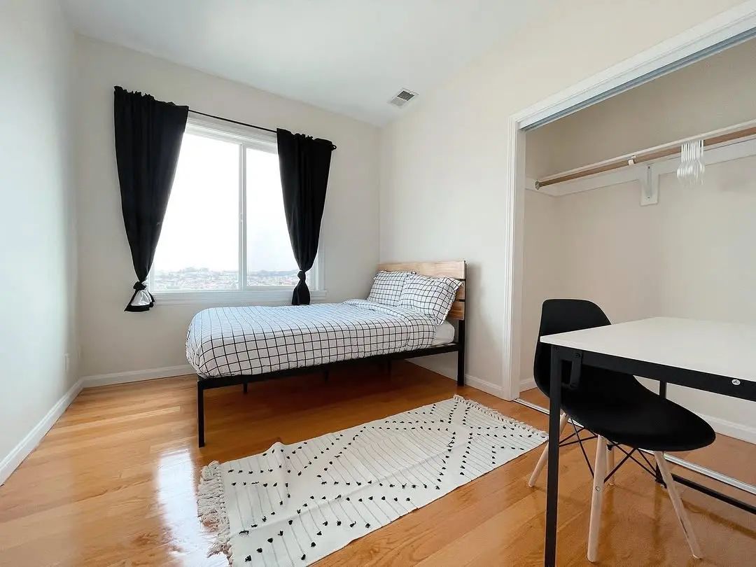 Hacknsleep Nob Hill Coliving House
