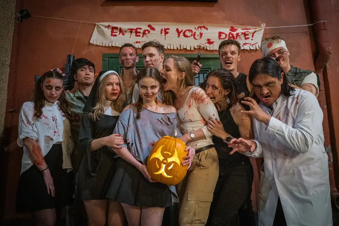 Hus24 presents: 24 Days Later. This year’s Halloween party turned our co-living into a full-scale outbreak. 🧟🎃

📸: @stub