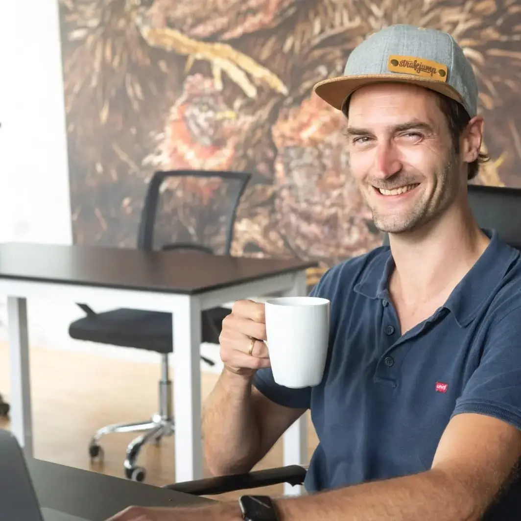 People of Koh Mak: Thomas, the founder and CEO of the Gaming and eSports agency @strafejump_ , spend months on Koh Mak a