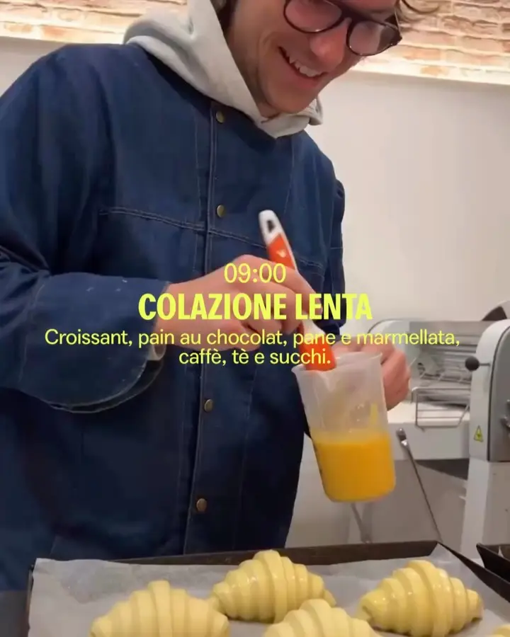 La creatività non arriva sempre , anzi quasi mai, davanti al pc.

A volte succede camminando nella natura. Raccogliendo 