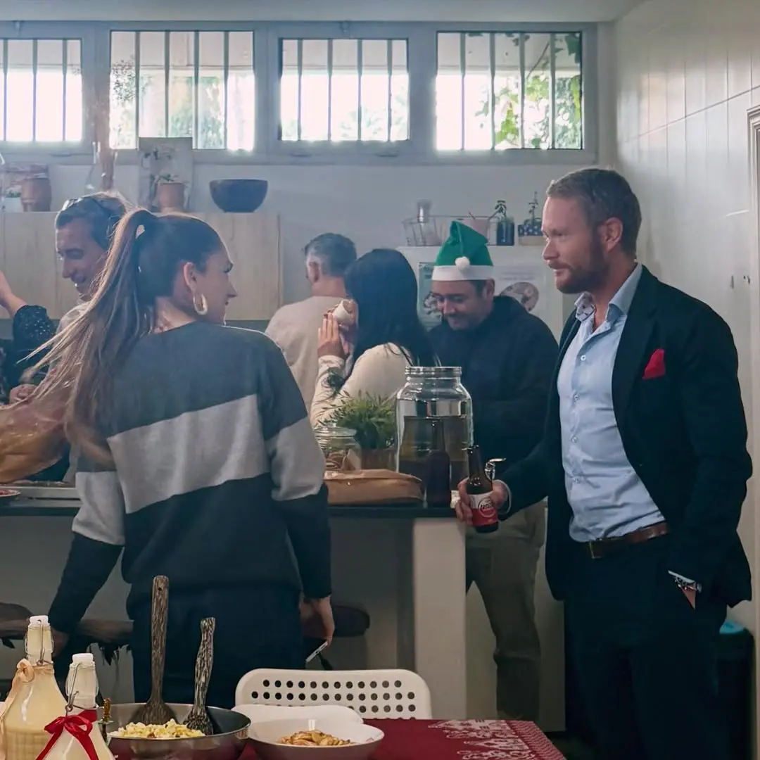 🇪🇸
Empieza la semana y ¡damos la bienvenida a 2 nuevos coworkers de Suecia! 🇸🇪
¿Adivinas cuántas nacionalidades interact